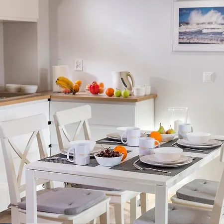 Piasek I Woda W Grzybowie 150m Od Plazy アパート