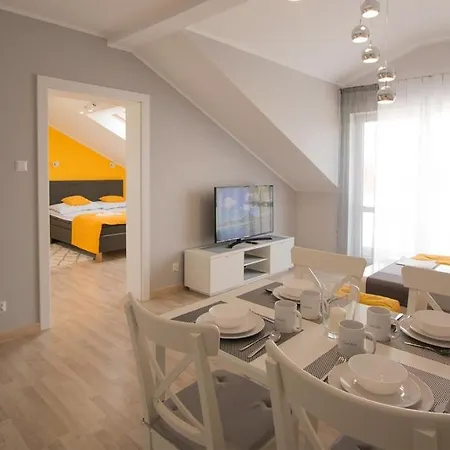 Piasek I Woda W Grzybowie 150m Od Plazy アパート グジボボ